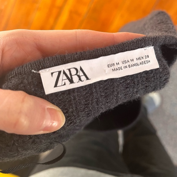 Grey - Black Cropped Zara Sweater in M - Picture 7 of 8